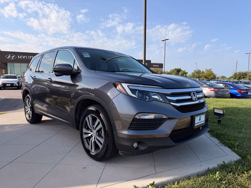 Used 2017 Honda Pilot EX-L image 12
