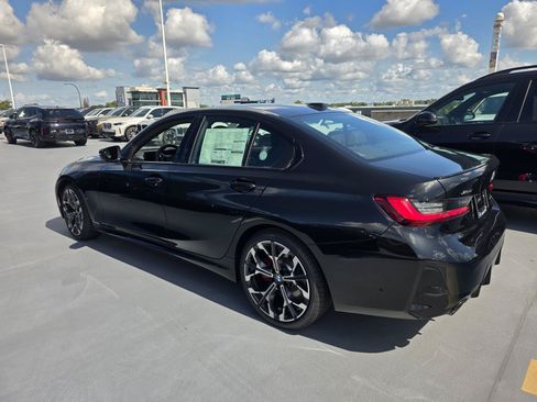 New 2026 BMW 330i xDrive Sedan w/ M Sport Package AWD/4WD image 5