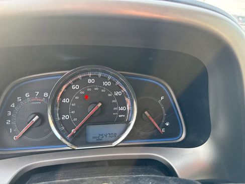 Used 2013 Toyota RAV4 Limited image 15