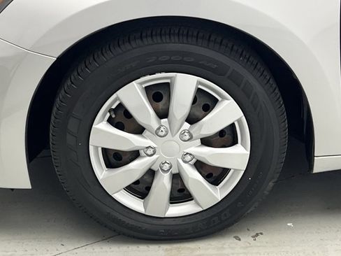 Used 2012 Honda Accord LX image 21