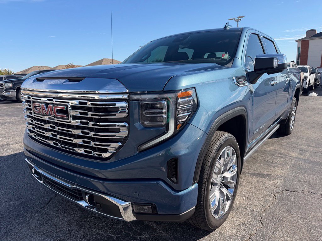 Used 2026 GMC Sierra 1500 Denali AWD/4WD image 10