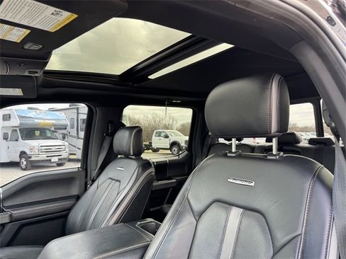 Used 2019 Ford F150 Platinum w/ Equipment Group 701A Luxury image 32