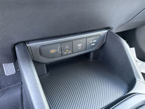New 2025 Kia K4 LXS image 29