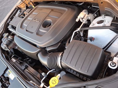 Certified 2020 Jeep Grand Cherokee Altitude image 29