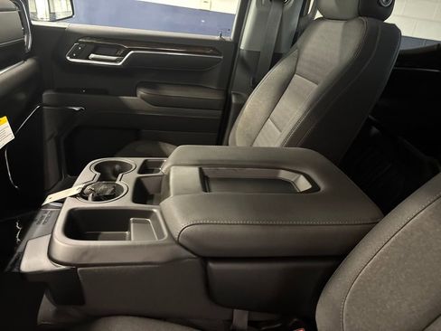 New 2026 GMC Sierra 1500 SLE w/ Preferred Package AWD/4WD image 21