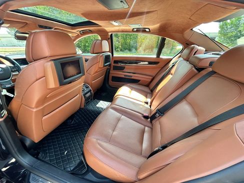 Used 2012 BMW 750Li xDrive AWD/4WD image 12