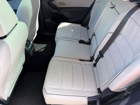 Used 2021 Volkswagen Tiguan SEL Premium R-Line AWD/4WD image 24