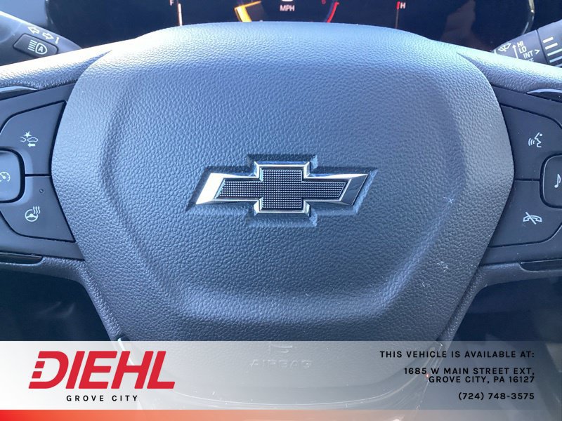 Used 2025 Chevrolet Trax RS w/ Driver Confidence Package FWD image 25