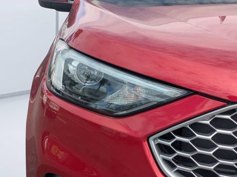 Used 2024 Ford Edge SEL AWD/4WD image 9