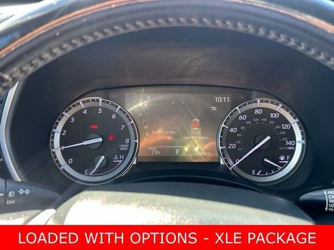Used 2022 Toyota Highlander XLE image 20