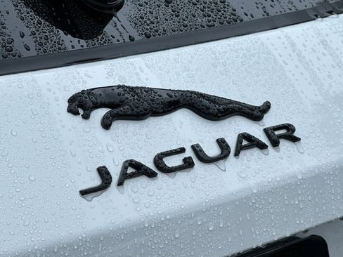 New 2025 Jaguar F-PACE R-Dynamic S image 14