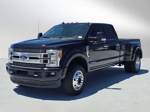 Used 2019 Ford F450 Limited w/ FX4 Off-Road Package image 3