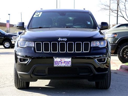 Used 2021 Jeep Grand Cherokee Laredo image 8