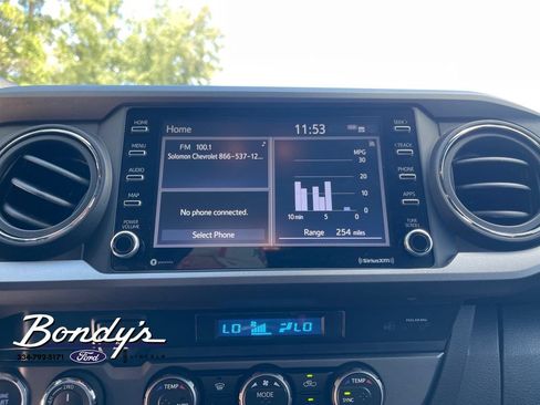 Used 2023 Toyota Tacoma TRD Sport w/ Technology Package AWD/4WD image 5