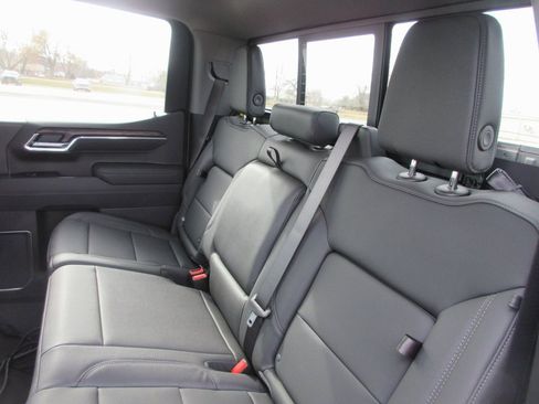 New 2026 GMC Sierra 1500 SLT w/ SLT Premium Plus Package image 15