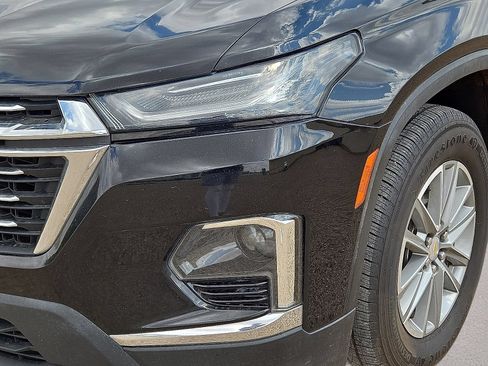 Used 2022 Chevrolet Traverse LT AWD/4WD image 9