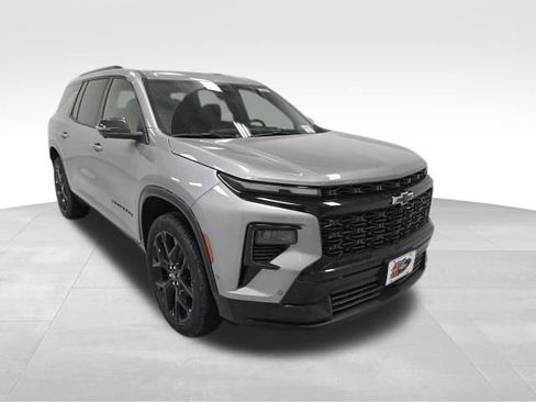 New 2026 Chevrolet Traverse RS image 7