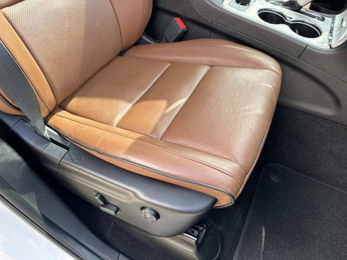 Used 2021 Jeep Grand Cherokee Summit w/ Platinum Series Group image 23