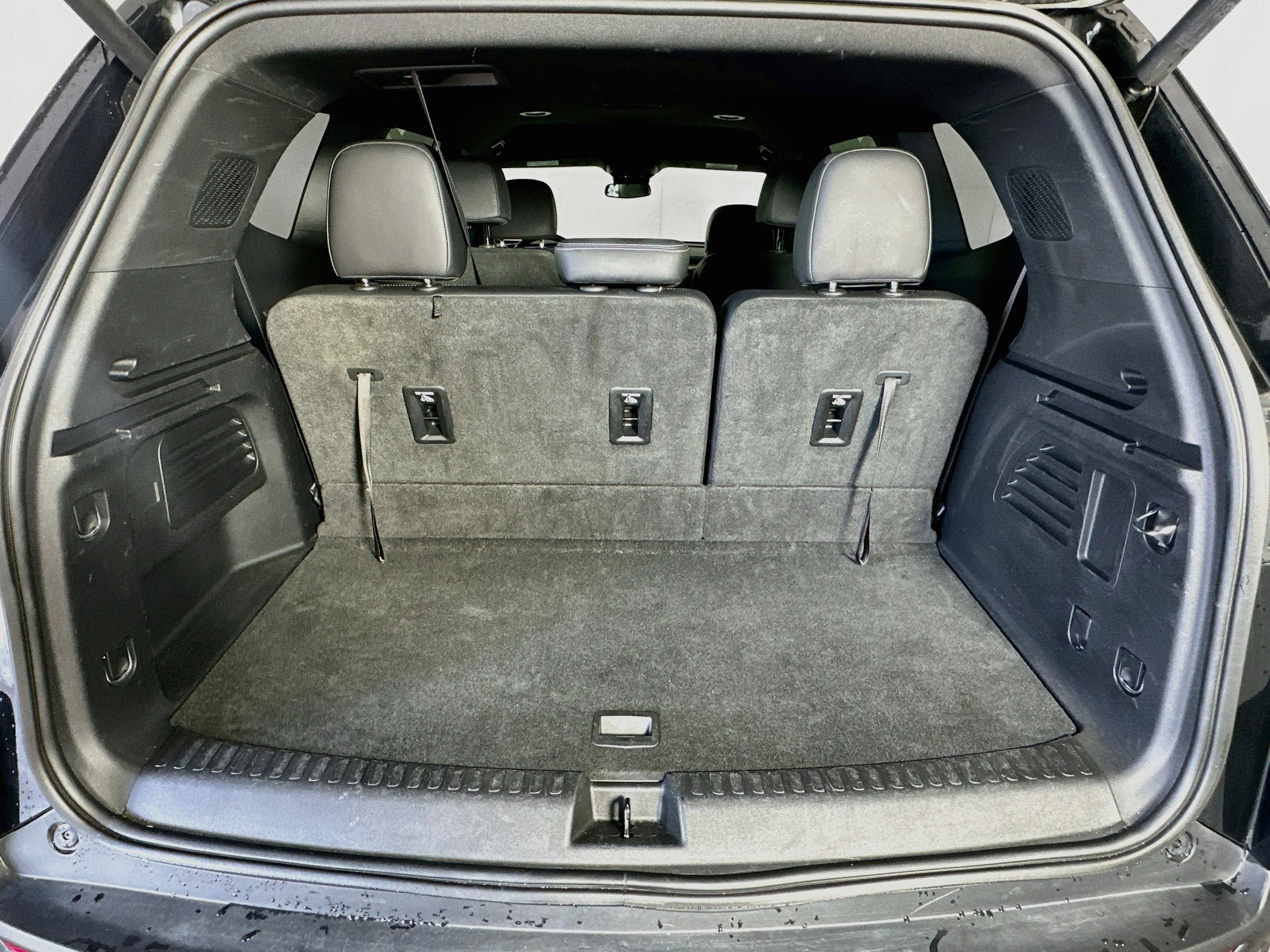 Used 2025 Buick Enclave Preferred FWD image 29