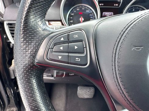Used 2019 Mercedes-Benz GLS 450 4MATIC image 32