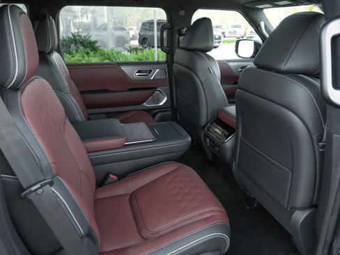 New 2026 INFINITI QX80 Autograph AWD/4WD image 29