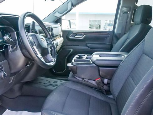 Used 2023 Chevrolet Silverado 1500 LT w/ Convenience Package II image 17