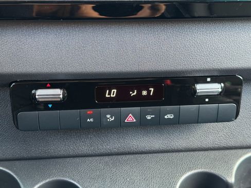 Used 2026 Mercedes-Benz Sprinter 2500 image 29