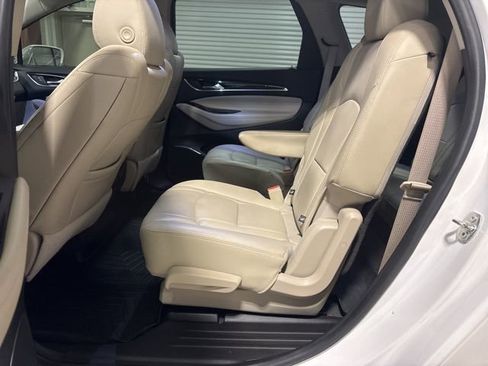 Used 2020 Buick Enclave Premium w/ Sun and Sites Package image 13