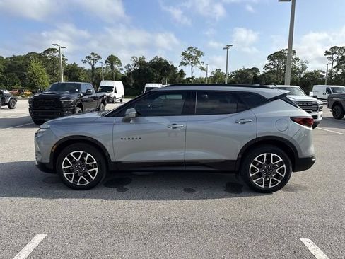 Used 2024 Chevrolet Blazer RS w/ Enhanced Convenience Package FWD image 6
