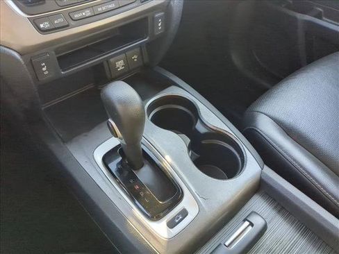 Used 2019 Honda Ridgeline RTL image 12