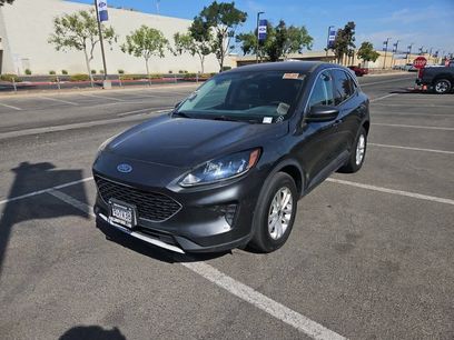 Used 2020 Ford Escape SE