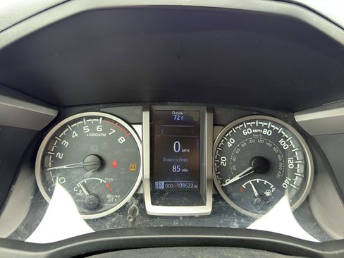 Used 2019 Toyota Tacoma SR5 image 11