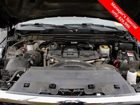 Used 2017 RAM 3500 Tradesman w/ Chrome Appearance Group image 21