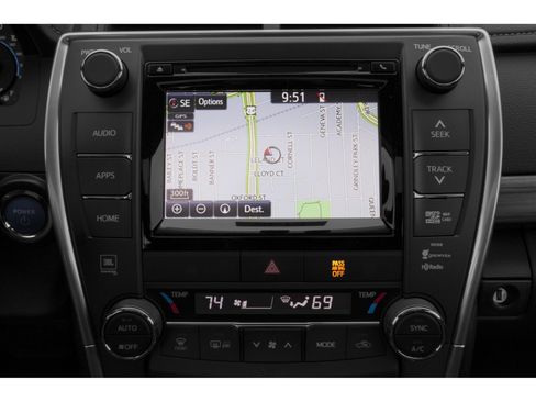 Used 2015 Toyota Camry XLE w/ Moonroof Package FWD image 15