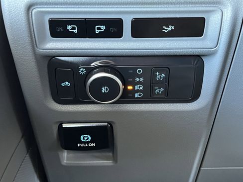 Used 2022 Ford F150 XLT w/ Equipment Group 302A High AWD/4WD image 44