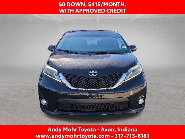 Used 2017 Toyota Sienna SE FWD image 3