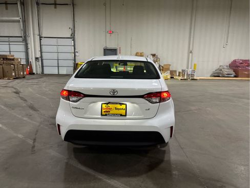 Used 2024 Toyota Corolla LE FWD image 5