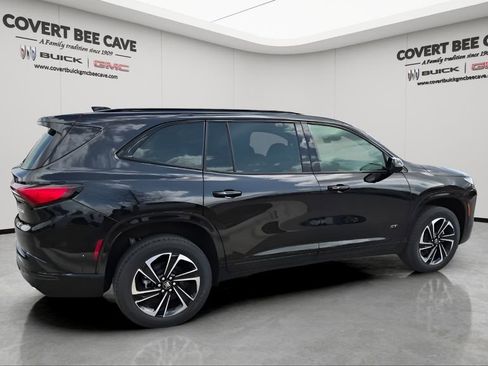 New 2026 Buick Enclave Sport Touring w/ LPO, Floor Liner Package image 10