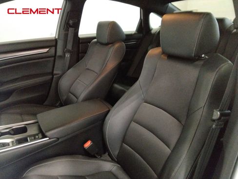 Used 2020 Honda Accord Sport image 24