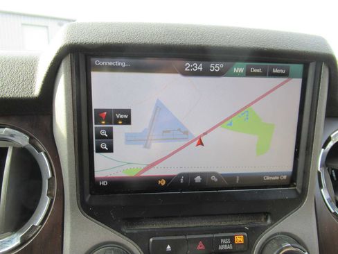 Used 2015 Ford F250 Lariat w/ Chrome Package image 24