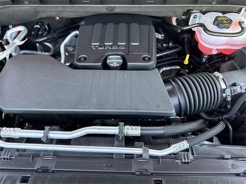 New 2026 GMC Sierra 1500 SLE w/ Preferred Package image 25