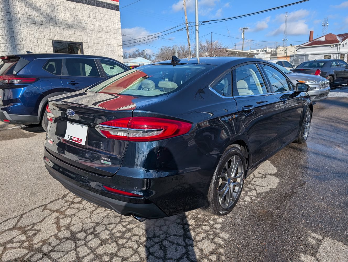 Used 2020 Ford Fusion SEL FWD image 6