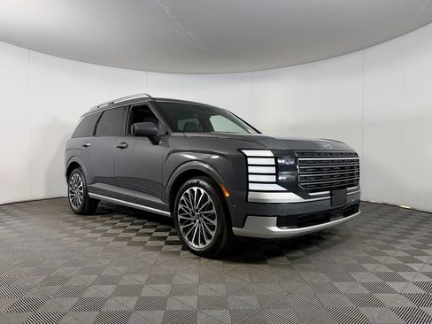 Used 2026 Hyundai Palisade Calligraphy AWD/4WD image 5