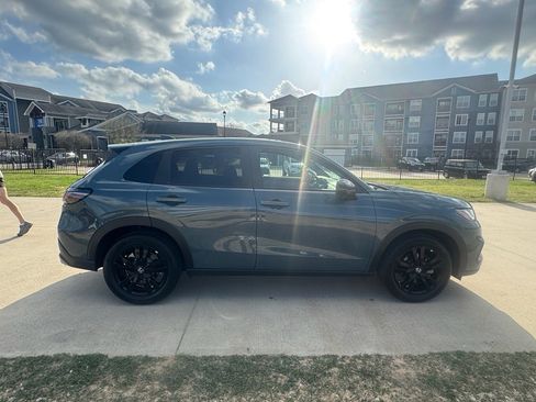 Certified 2026 Honda HR-V Sport image 9