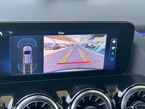 New 2025 Mercedes-Benz GLA 250 image 16