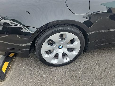 Used 2007 BMW 650i Convertible image 8