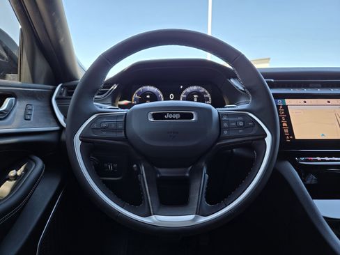 New 2026 Jeep Grand Cherokee Limited AWD/4WD image 45