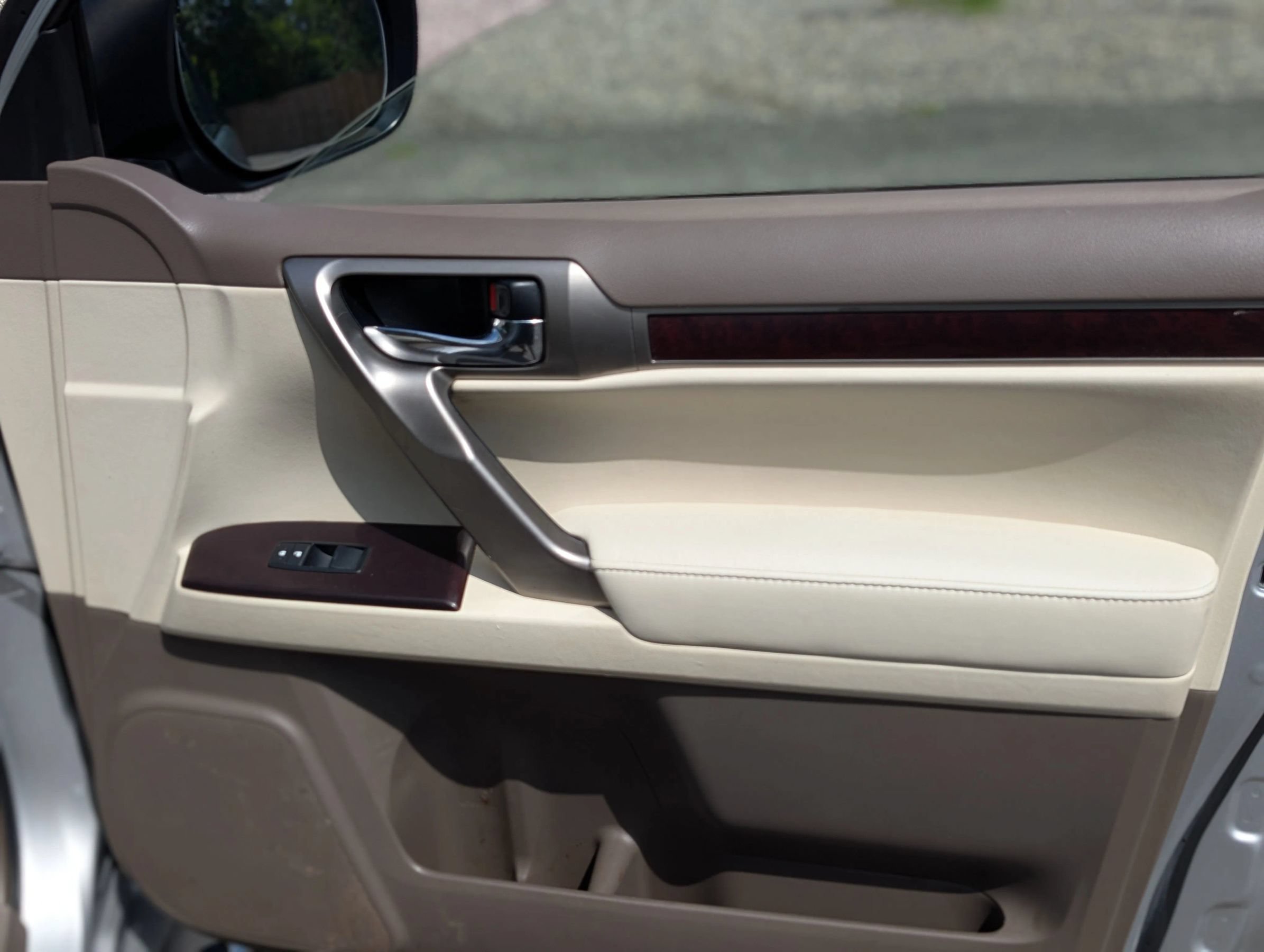 Used 2015 Lexus GX 460 Luxury AWD/4WD image 18