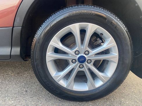 Used 2018 Ford Escape SEL AWD/4WD image 15