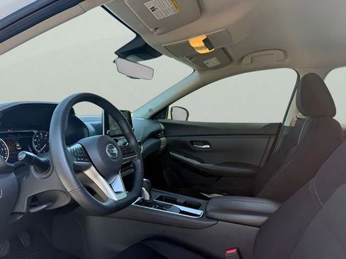 Used 2020 Nissan Sentra SV w/ Electronics Package FWD image 12